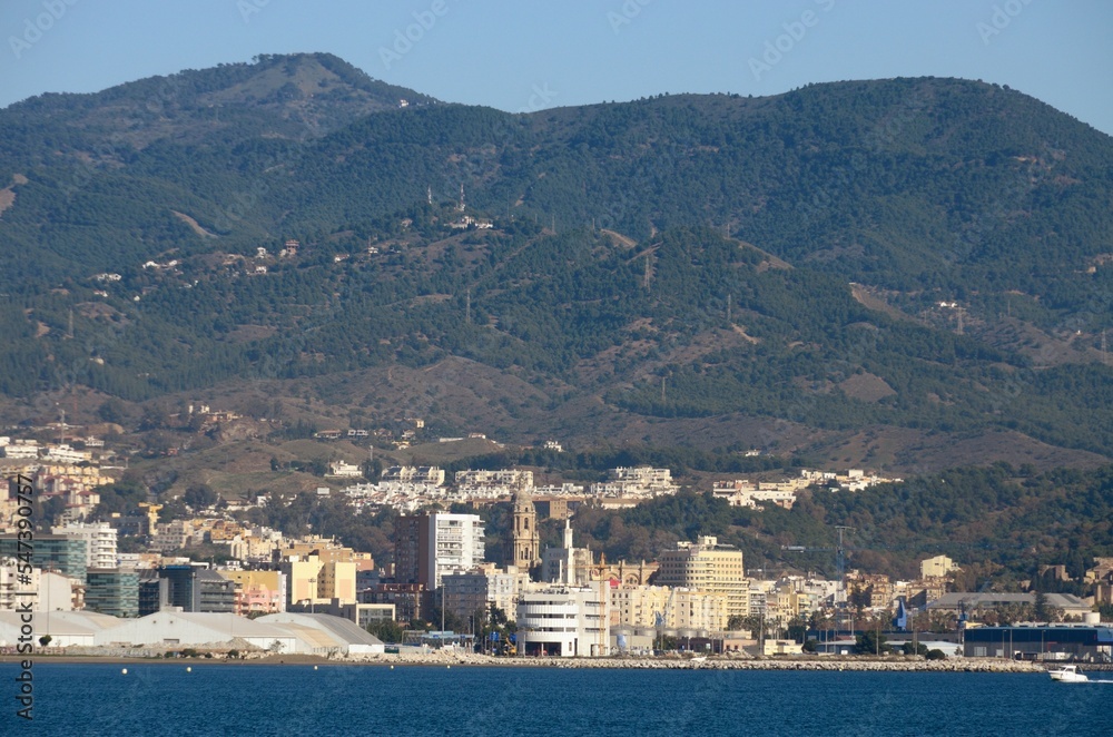 Vistas de Málaga desde la Playa de la Misericordia, Malaga, Costa del Sol, Andalucia, España