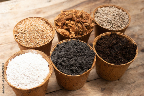 Wallpaper Mural Potting soil mix, perlite, vermiculite, peat moos, worm castings, coconut flakes, black chaff, natural ingredients for organic vegetables and flowers. Torontodigital.ca