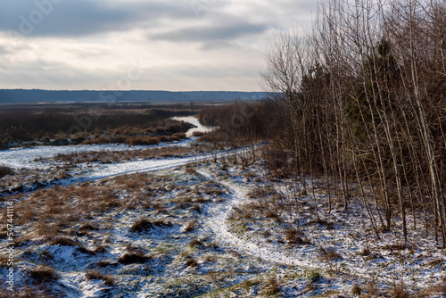 Łagodny początek zimy w Dolinie Narwi, Podlasie, Polska