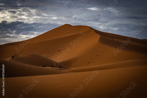 sunrise over sand dunes of erg chebbi  merzouga  morocco  desert  north africa