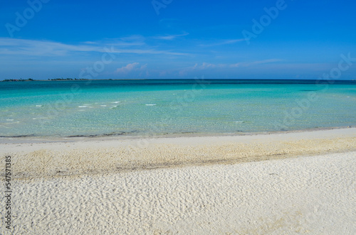 Fototapeta Naklejka Na Ścianę i Meble -  playa celeste cielo azul caribe paraiso