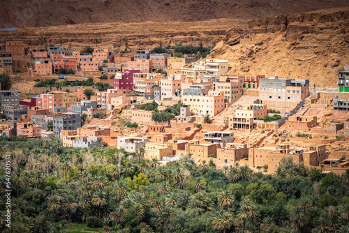dades valley, morocco, oasis, adobe, kasbahs, north africa, high atlas mountains © Andrea Aigner