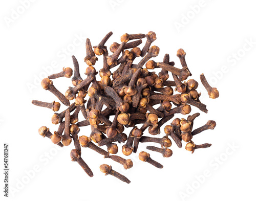 Dry cloves on transparent png photo