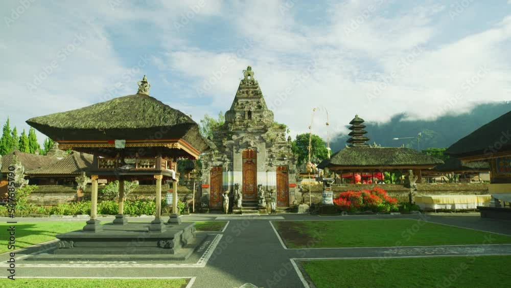 Ulun Danu Beratan Temple, Bali, Indonesia Ulun Danu Beratan Temple, Bali, Indonesia