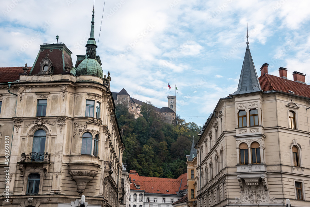 Fototapeta premium The Ljubljana city castle in autumn