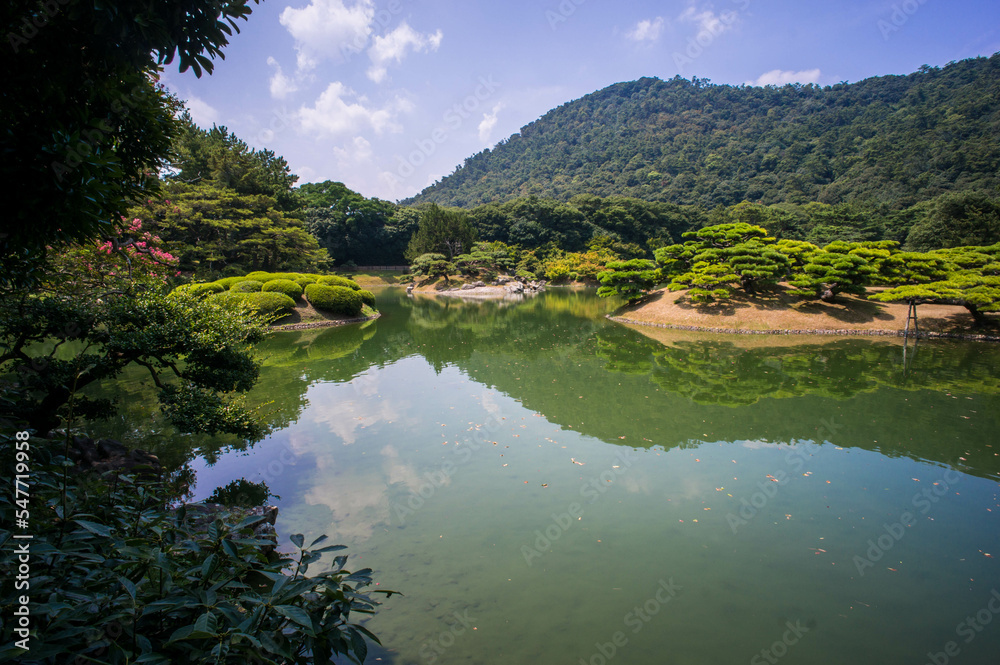 香川 栗林公園の芸術的な日本庭園と美しい自然