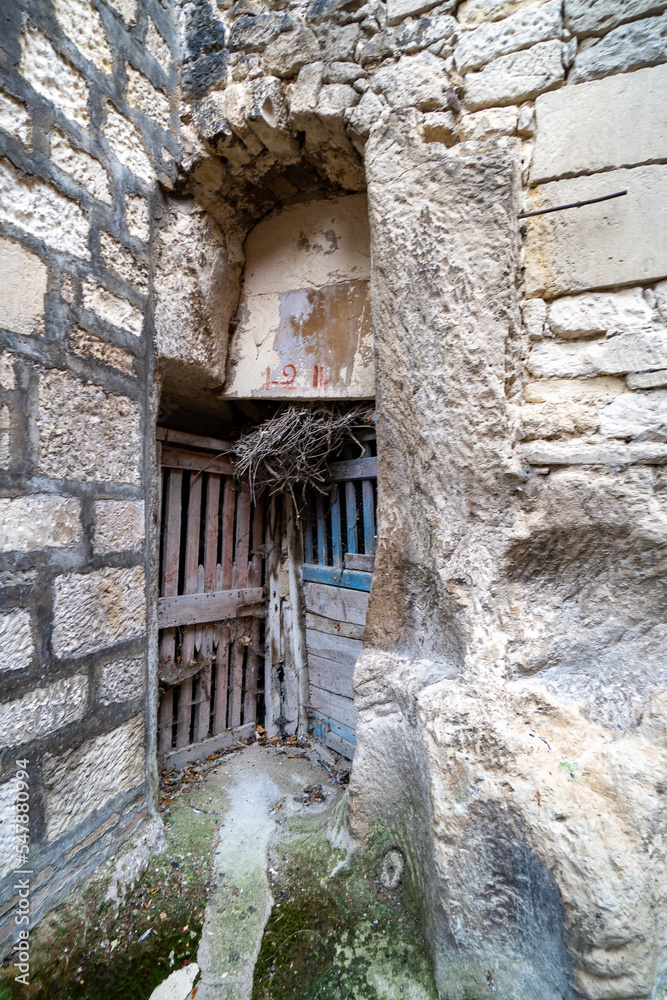 Fototapeta premium pennapiedimonte town old streets in Italy travel