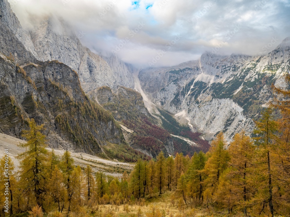 View of mountains from Slemenova spica, Eslovenia