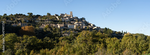 Panorama du village de Lacoste, Vaucluse, Luberon