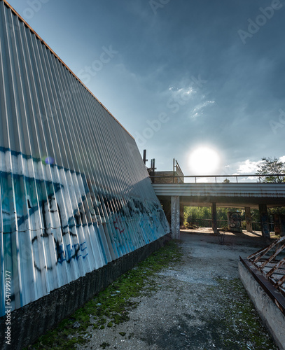 Lostplace Station Ruine zerfallen die Natur erobert alles zurück