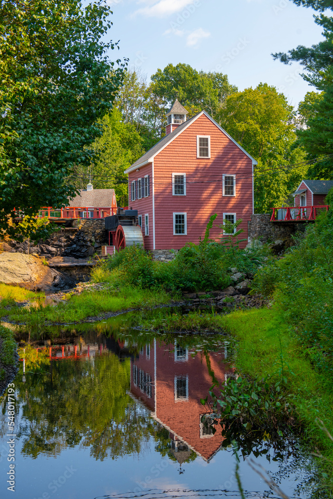 Fototapeta premium Russell Mill on River Meadow Brook in Russell Millpond in town of Chelmsford, Massachusetts MA, USA. 