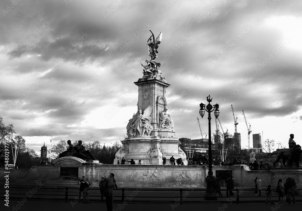 Fototapeta premium angel de la independencia en blanco y negro