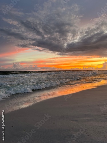 Fototapeta Naklejka Na Ścianę i Meble -  Florida Emerald Coast beach sunset 