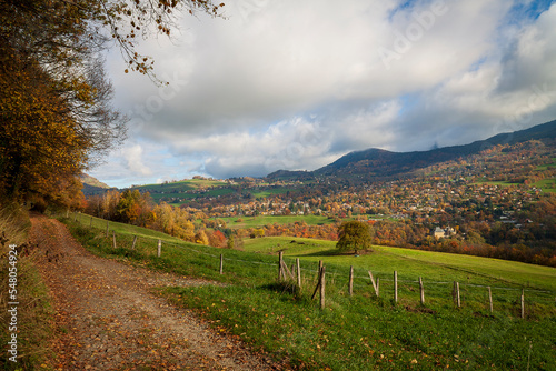 
Uriage les Bains, Isère, Rhône-Alpes, France, 20 11 2022 autumn landscape from the crests of Uriage, rural landscape, countryside landscape photo