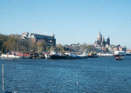 kanały wodne w Amsterdamie