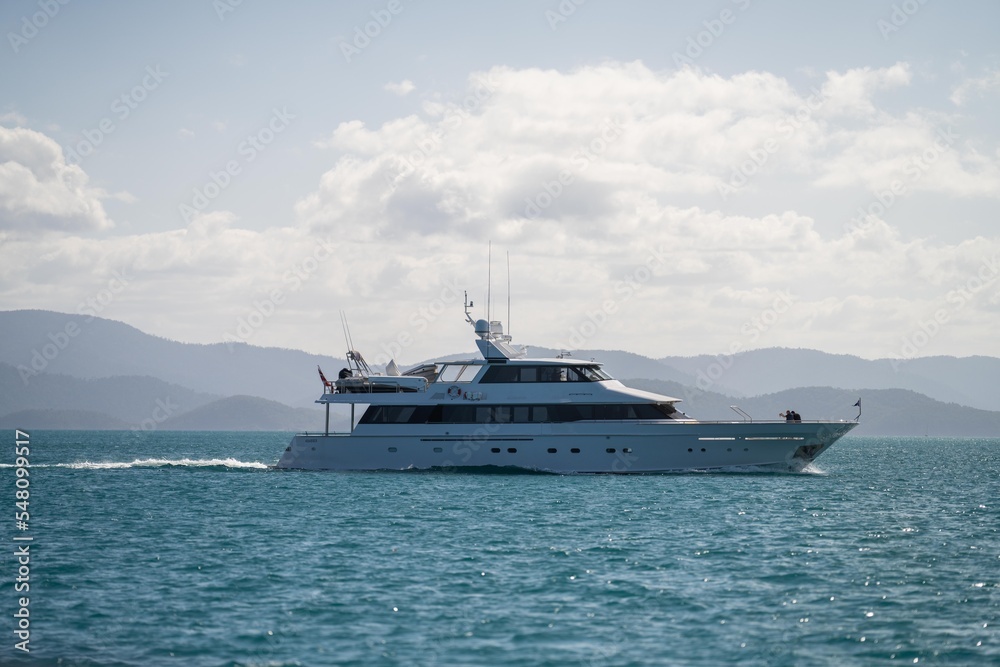 tropical islands and super yachts in queensland australia