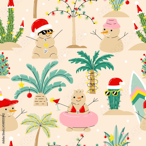 Seamless Christmas pattern with palm trees and funny snowman made of sand on the beach. Hand drawn vector illustration. Tropical xmas background.