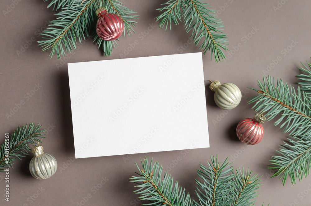 Obraz premium Blank card template for winter holidays