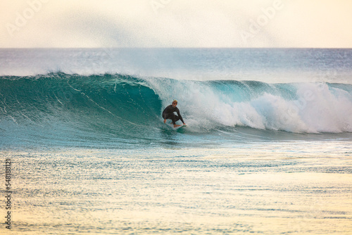 SAPDI_SURFING_BORRIS_01