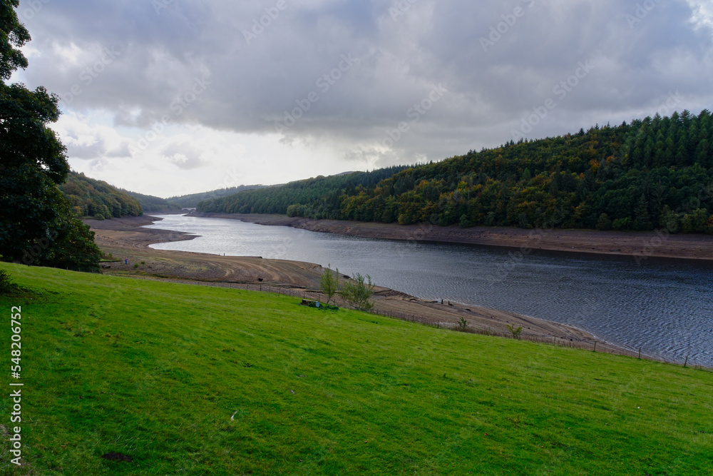 Fototapeta premium Much needed rain clouds gather over Ladybower reservoir.
