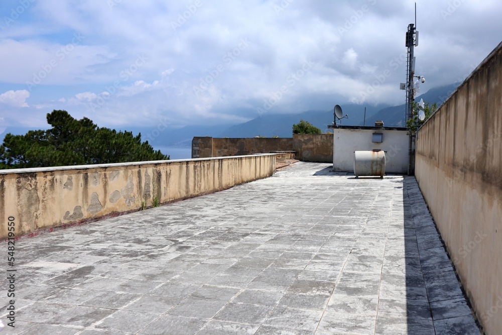Fototapeta premium Scilla - Terrazza superiore di Castello Ruffo