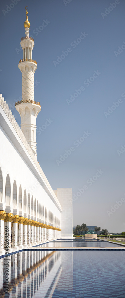 Fototapeta premium Sheikh Zayed Grand Mosque in Abu Dhabi