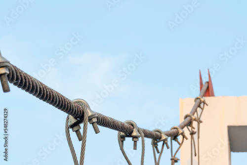 Khonkrit pole mounting with wire rope