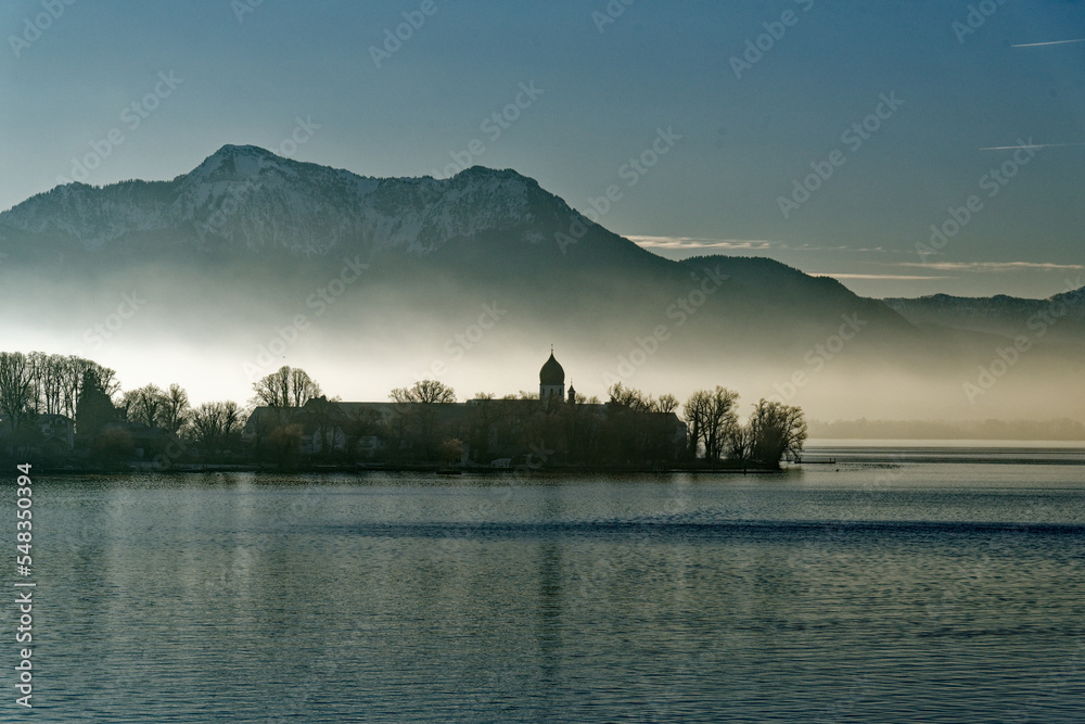 Fototapeta premium Impression vom Chiemsee im Herbst