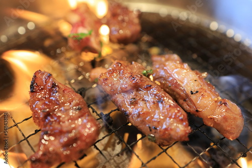 黒毛和牛焼肉（中落ちカルビ） photo