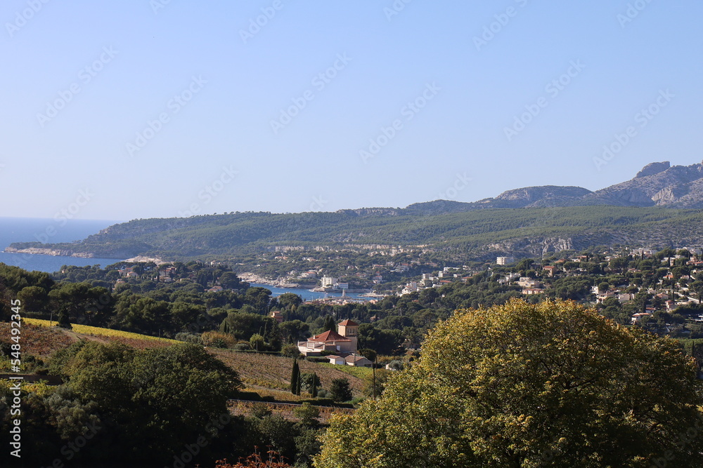Vue d'ensemble de la ville, ville de Cassis, département des Bouches du Rhône, France