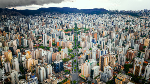 Belo Horizonte Centro Minas Gerais Cidade Capital Metrópole Brasil Brasileira Paisagem Urbana Estação Trem Uai Vias Ruas Avenidas Praça Edifício Prédio Grafite Arte Arquitetura Engenharia Viagem photo