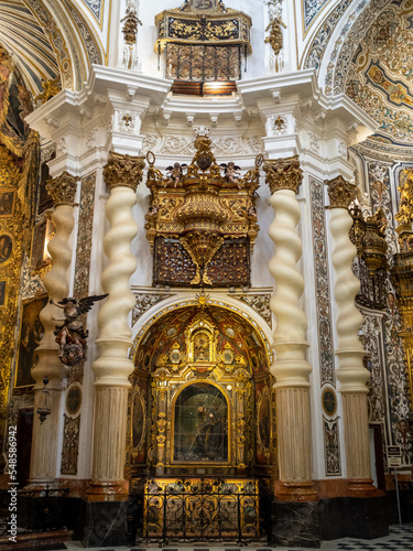 Fotobehang Church of Saint Louis of France baroque altarpiece in disguised pillar