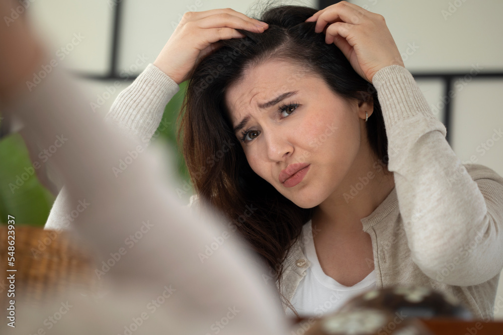 Fototapeta premium woman have lose hair problem