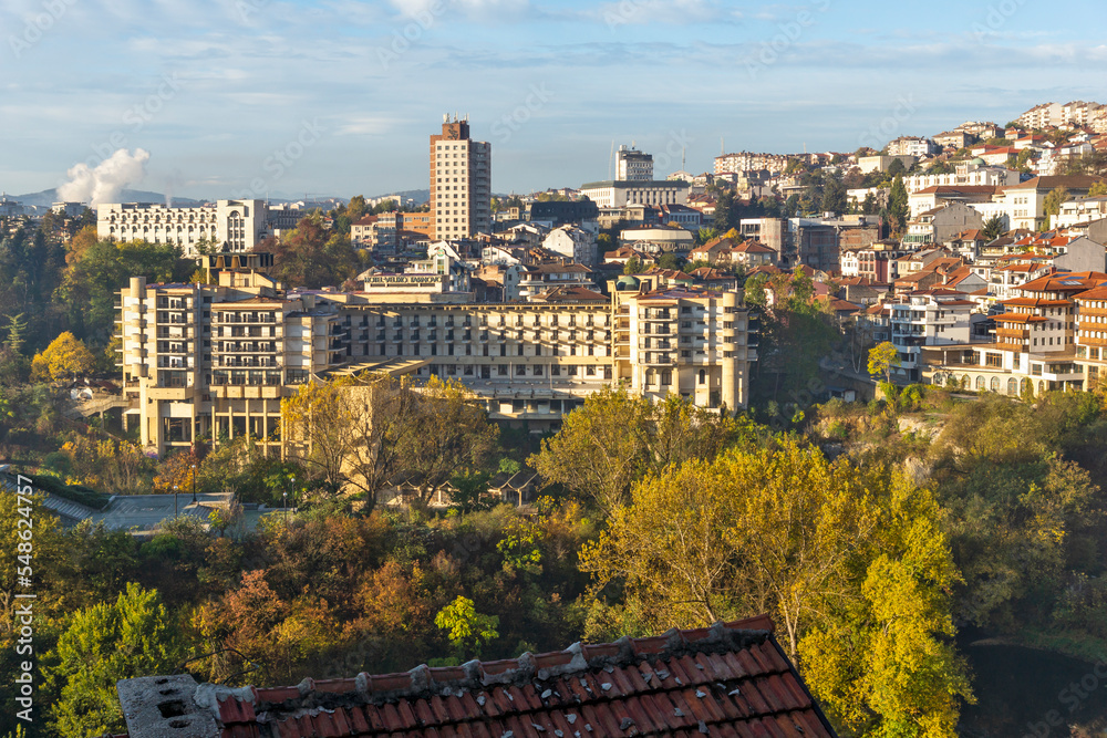 Fototapeta premium Panoramic view of city of Veliko Tarnovo, Bulgaria
