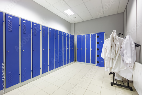 Canvas Print Clean and empty cloakroom in a laboratory