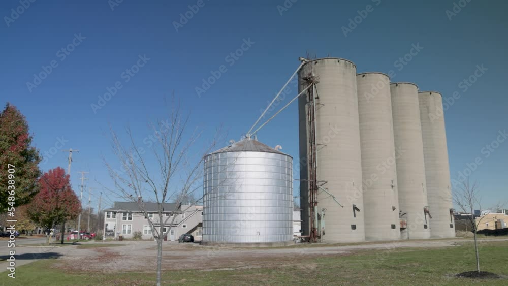 Grain elevators in St. Johns. Michigan with video panning left to right. Grain elevators in St. Johns. Michigan with video panning left to right.