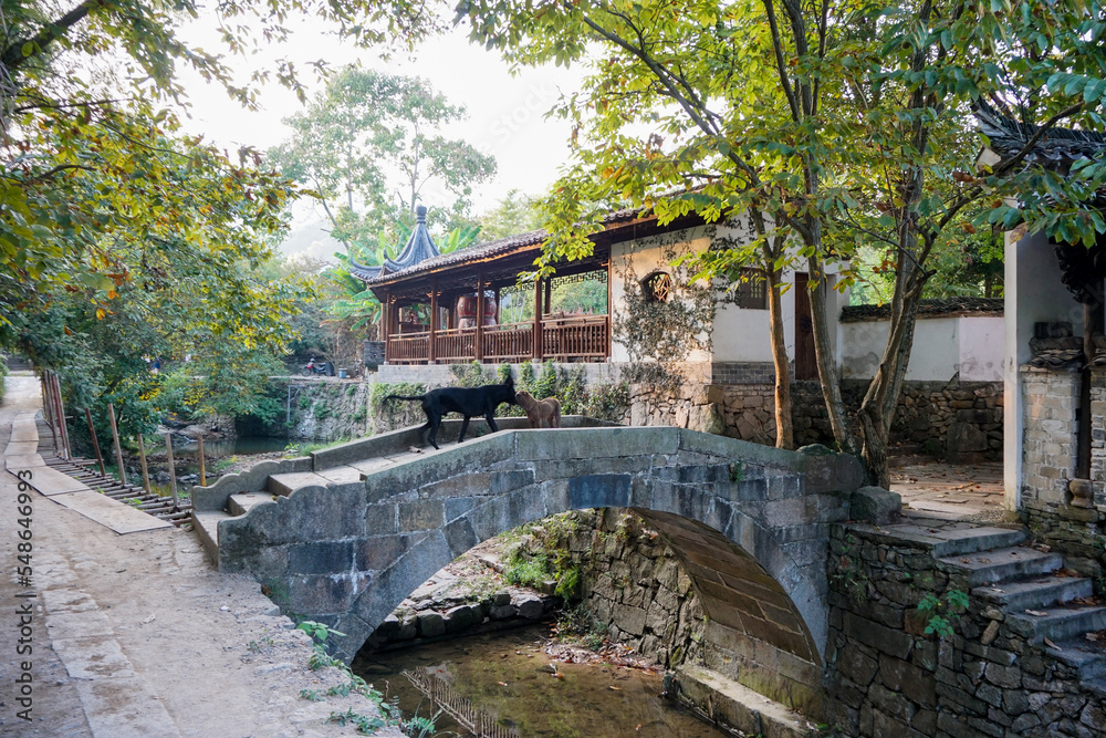 Chaji Ancient Town, Jing County, Xuancheng City, Anhui Province, China, China's largest existing Ming and Qing ancient village, national key cultural relics.
Chaji Ancient Town, Jing County, Xuancheng City, Anhui Province, China, China's largest existing Ming and Qing ancient village, national key cultural relics.