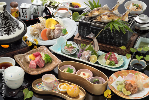 和食・鮎の会席料理・日本料理 © PONPON