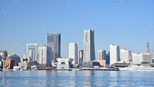 山下埠頭から眺めるみなとみらい　横浜市