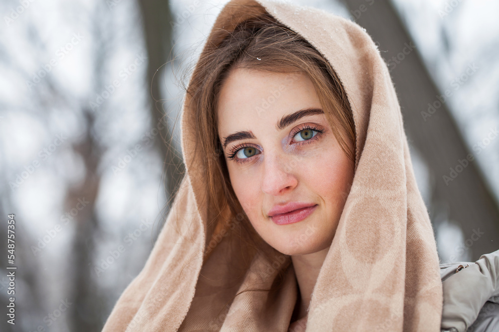 Obraz premium Close up portrait of young beautiful woman