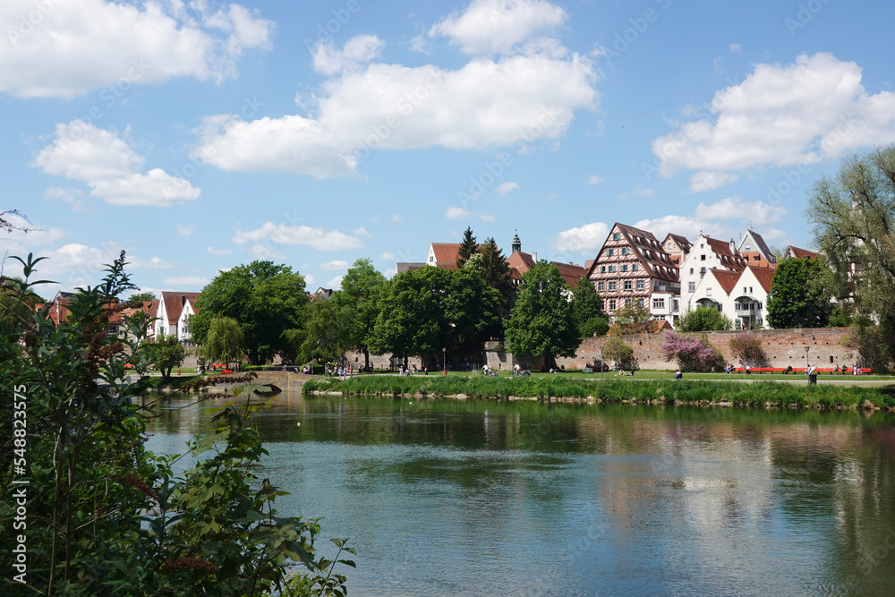 Obraz premium The riverside of the Danube river in Ulm, Germany
