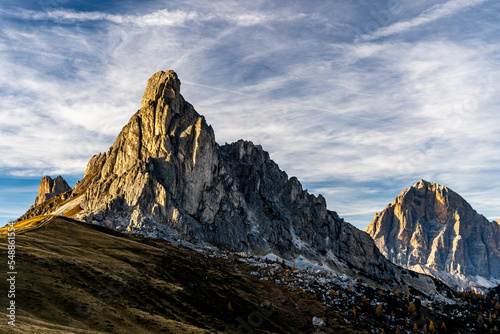 Dolomity,przełęcz , góry , dolomity, Włochy, Alpy, Tyrol, Passo Gardena