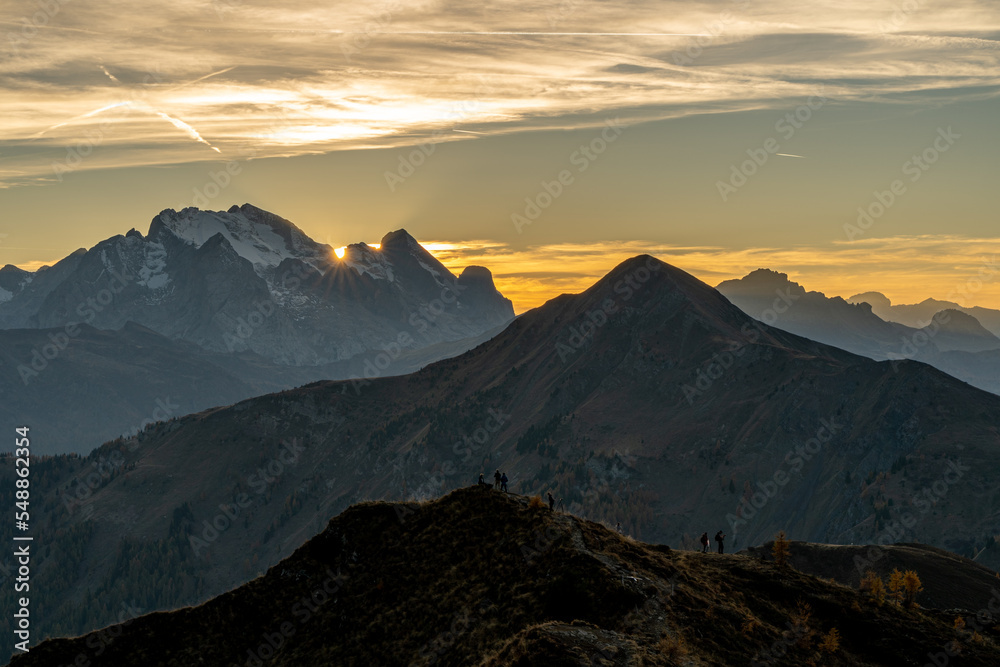 Dolomity,przełęcz , góry , dolomity, Włochy, Alpy, Tyrol, Passo Gardena Dolomity,przełęcz , góry , dolomity, Włochy, Alpy, Tyrol, Passo Gardena