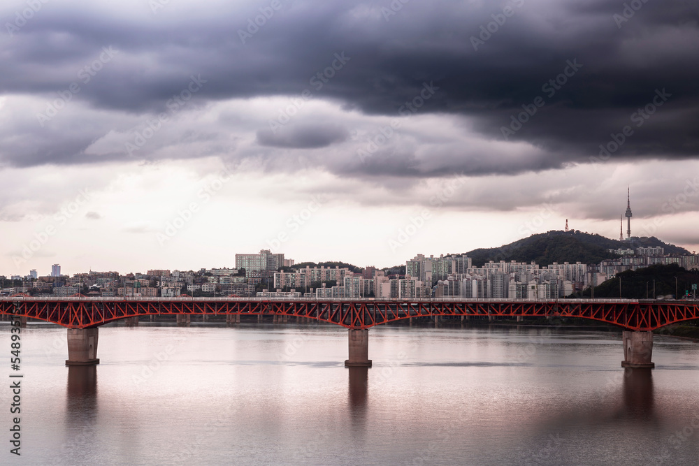 Han River Bridge Full of Clouds in the Sky Han River Bridge Full of Clouds in the Sky