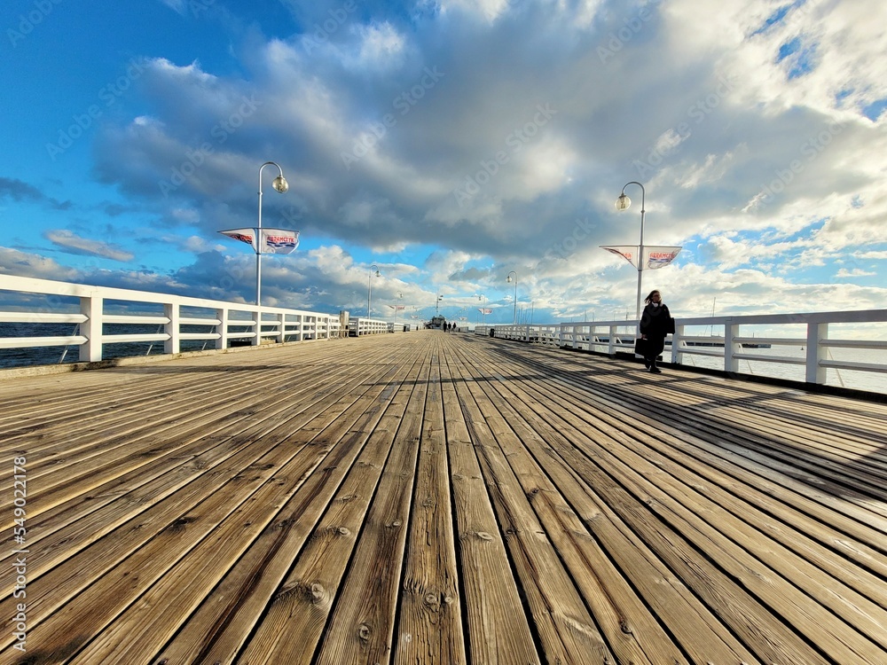Obraz premium embarcadero de la ciudad de sopot