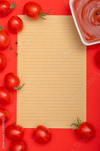 Cherry tomatoes - a source of vitamins C, E, beta-carotene and valuable lycopene, as well as large amounts of potassium.
