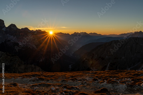 Fototapeta Naklejka Na Ścianę i Meble -  Tre Cime de Laveredo, Dolomity, Włochy, Italy, Tyrol, Alpy, góry