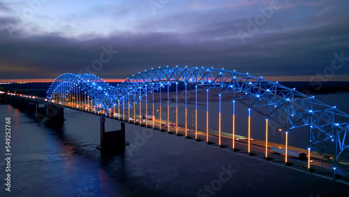 Photography Hernando do Soto Bridge in Memphis between Arkansas and Tennessee at night - aer