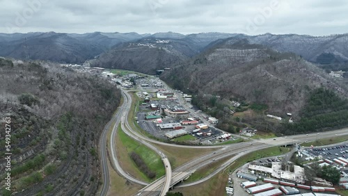 mountain cut through in eastern Kentucky