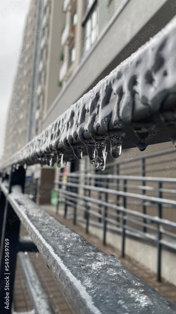 Fototapeta premium iced building